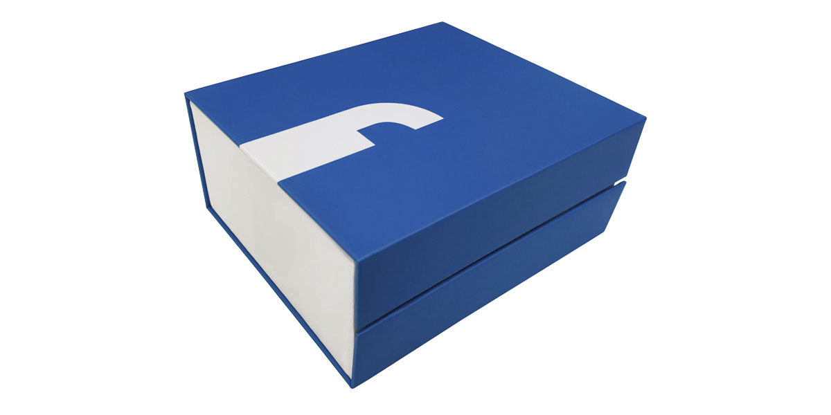 Pudełko oklejane typu rigid box na magnes